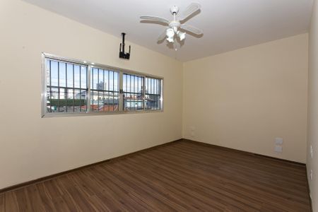 Casa para alugar com 220m², 3 quartos e 2 vagasQuarto 1