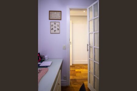 Apartamento à venda com 145m², 3 quartos e 3 vagasEscritório 