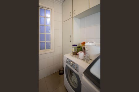 Apartamento à venda com 145m², 3 quartos e 3 vagasBanheiro de Serviço