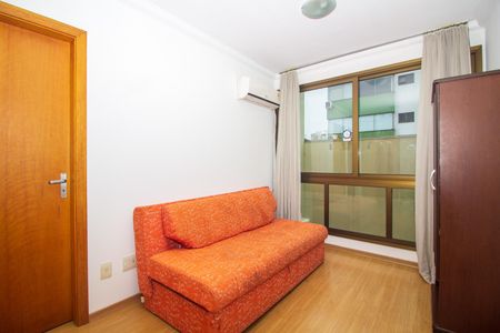 Sala de apartamento para alugar com 1 quarto, 38m² em Jardim Botânico, Porto Alegre