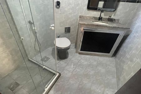 Apartamento para alugar com 200m², 3 quartos e 1 vagaBanheiro 2