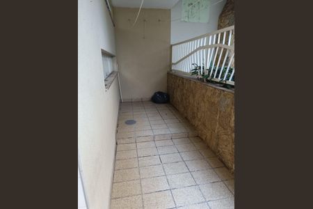 Casa à venda com 256m², 3 quartos e 5 vagasÁrea externa