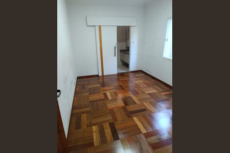 Quarto de casa à venda com 3 quartos, 256m² em Cidade Mãe do Céu, São Paulo