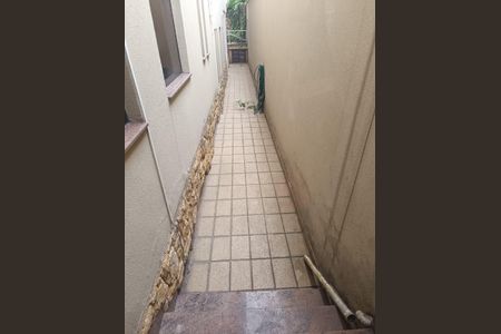 Casa à venda com 256m², 3 quartos e 5 vagasÁrea externa
