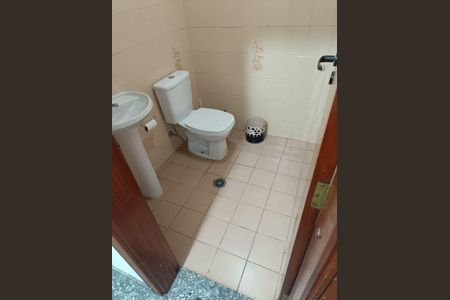 Casa à venda com 256m², 3 quartos e 5 vagasBanheiro