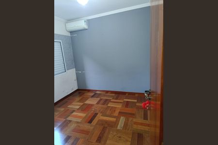 Casa à venda com 256m², 3 quartos e 5 vagasQuarto