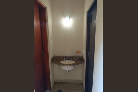 Casa à venda com 256m², 3 quartos e 5 vagasCorredor