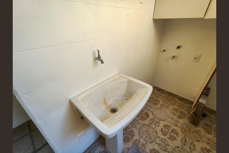 Apartamento à venda com 59m², 2 quartos e sem vaga Apartamento à venda com 59m², 2 quartos e sem vagaÁrea de Serviço