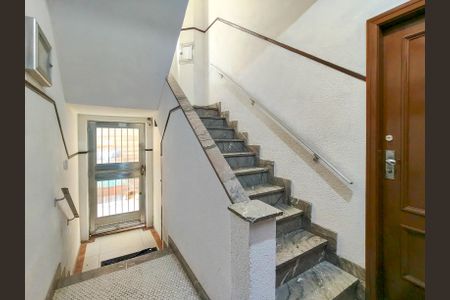 Apartamento à venda com 59m², 2 quartos e sem vaga Apartamento à venda com 59m², 2 quartos e sem vagaFachada e portaria