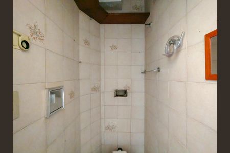 Apartamento à venda com 59m², 2 quartos e sem vaga Apartamento à venda com 59m², 2 quartos e sem vagaBanheiro de serviço