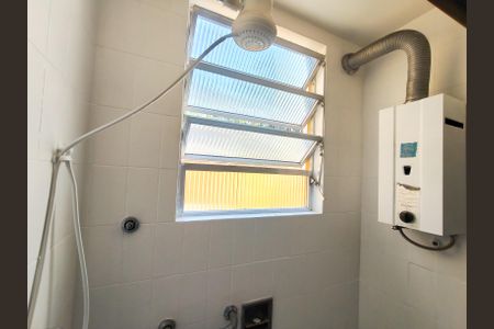 Apartamento à venda com 59m², 2 quartos e sem vaga Apartamento à venda com 59m², 2 quartos e sem vagaBanheiro Corredor