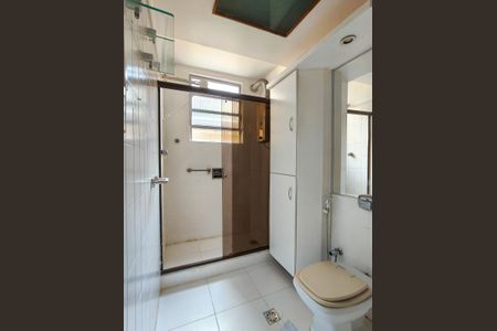 Apartamento à venda com 59m², 2 quartos e sem vaga Apartamento à venda com 59m², 2 quartos e sem vagaBanheiro Corredor