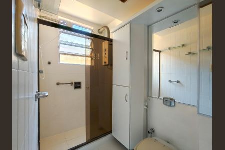 Apartamento à venda com 59m², 2 quartos e sem vaga Apartamento à venda com 59m², 2 quartos e sem vagaBanheiro Corredor