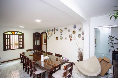 Casa à venda com 230m², 4 quartos e 3 vagasSala de Jantar