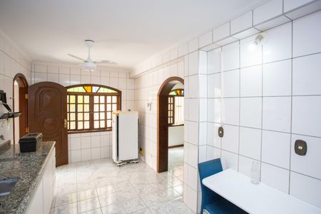 Casa à venda com 230m², 4 quartos e 3 vagasCozinha