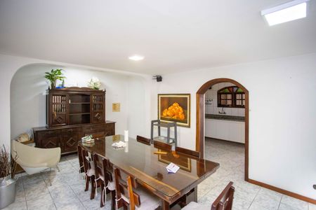 Casa à venda com 230m², 4 quartos e 3 vagasSala de Jantar