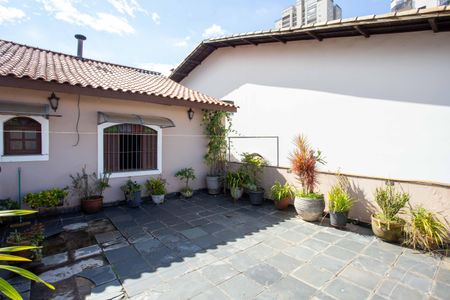 Casa à venda com 230m², 4 quartos e 3 vagasSacada