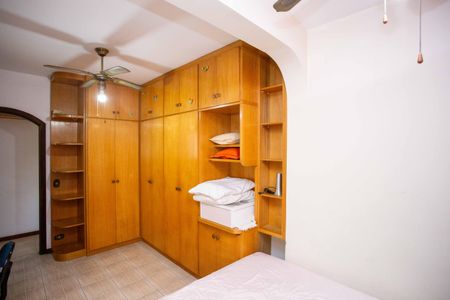 Casa à venda com 230m², 4 quartos e 3 vagasQuarto 2