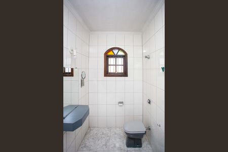 Casa à venda com 230m², 4 quartos e 3 vagasBanheiro da Suíte