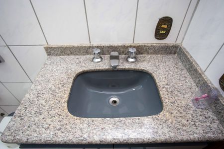 Casa à venda com 230m², 4 quartos e 3 vagasBanheiro Social