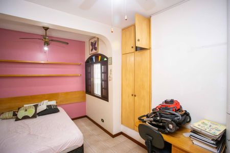 Casa à venda com 230m², 4 quartos e 3 vagasQuarto 2