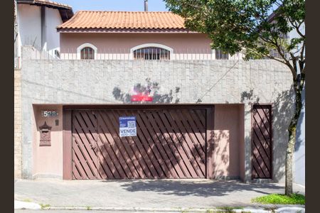 Casa à venda com 230m², 4 quartos e 3 vagasFachada