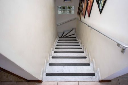 Casa à venda com 230m², 4 quartos e 3 vagasEscada