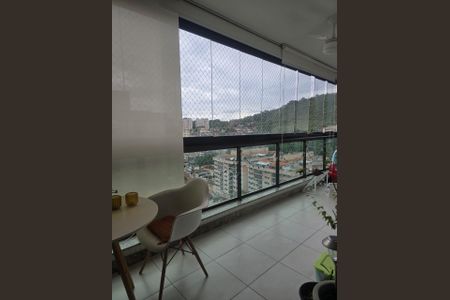 Apartamento à venda com 85m², 2 quartos e 1 vagaVaranda