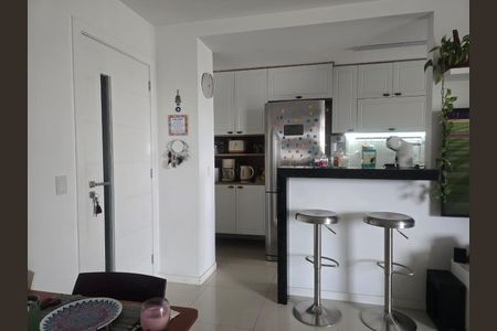 Apartamento à venda com 85m², 2 quartos e 1 vagaCozinha