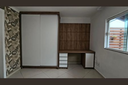 Casa de condomínio para alugar com 200m², 3 quartos e 2 vagas Casa de condomínio para alugar com 200m², 3 quartos e 2 vagasSuíte 1