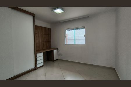 Casa de condomínio para alugar com 200m², 3 quartos e 2 vagas Casa de condomínio para alugar com 200m², 3 quartos e 2 vagasSuíte 1