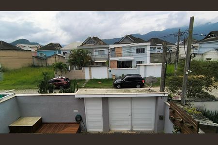 Casa de condomínio para alugar com 200m², 3 quartos e 2 vagas Casa de condomínio para alugar com 200m², 3 quartos e 2 vagasVaranda da Suíte 2