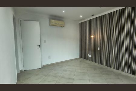 Casa de condomínio para alugar com 200m², 3 quartos e 2 vagas Casa de condomínio para alugar com 200m², 3 quartos e 2 vagasSuíte 2