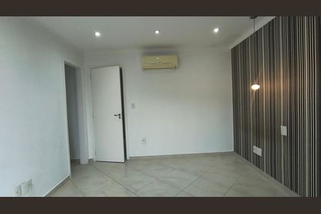 Casa de condomínio para alugar com 200m², 3 quartos e 2 vagas Casa de condomínio para alugar com 200m², 3 quartos e 2 vagasSuíte 2