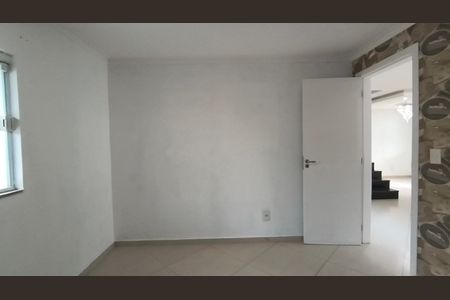 Casa de condomínio para alugar com 200m², 3 quartos e 2 vagas Casa de condomínio para alugar com 200m², 3 quartos e 2 vagasSuíte q