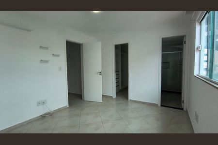 Casa de condomínio para alugar com 200m², 3 quartos e 2 vagas Casa de condomínio para alugar com 200m², 3 quartos e 2 vagasSuíte 3