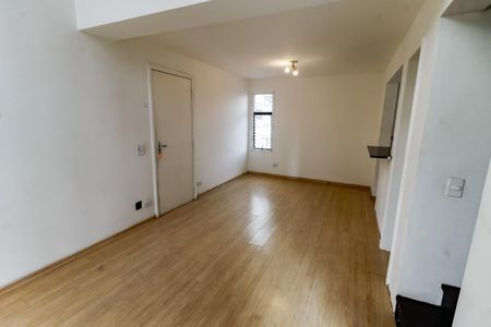 Apartamento para alugar com 75m², 1 quarto e 2 vagasSala