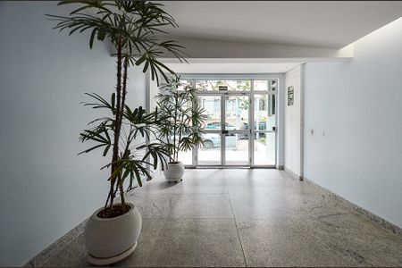 Apartamento para alugar com 90m², 3 quartos e 2 vagasHall de entrada