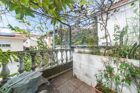 Casa à venda com 160m², 3 quartos e 2 vagasQuarto 2 - Varanda