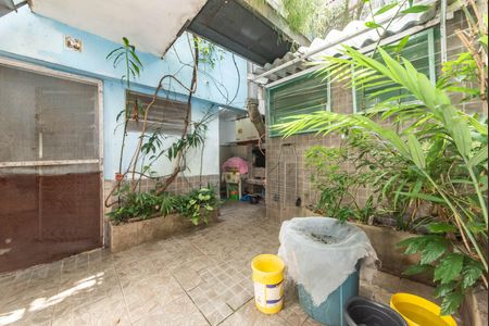 Casa à venda com 160m², 3 quartos e 2 vagasArea de Serviço - Quintal