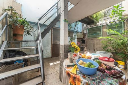 Casa à venda com 160m², 3 quartos e 2 vagasArea de Serviço - Quintal