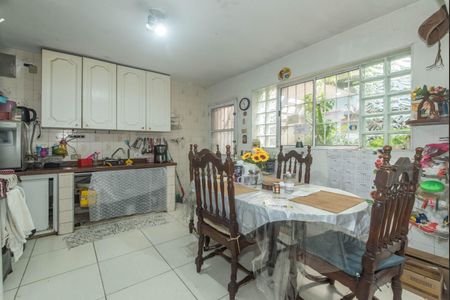 Casa à venda com 160m², 3 quartos e 2 vagasCozinha