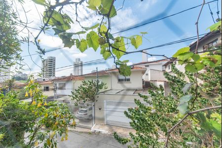 Casa à venda com 160m², 3 quartos e 2 vagasQuarto 2 - Varanda