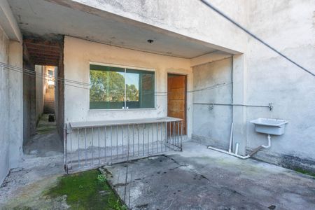 Casa à venda com 125m², 3 quartos e 1 vagaÁrea de serviço 