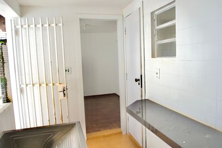 Casa à venda com 275m², 3 quartos e 2 vagasÁrea de Serviço