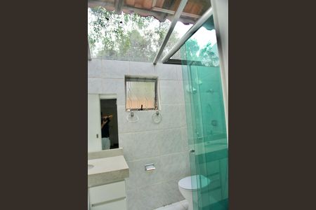 Casa à venda com 275m², 3 quartos e 2 vagasSuíte - Banheiro