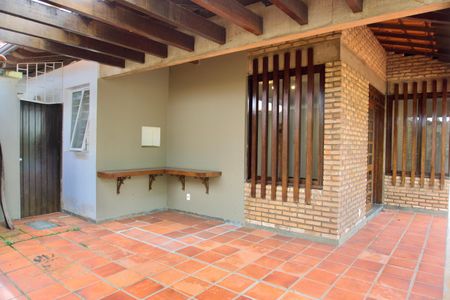 Casa à venda com 275m², 3 quartos e 2 vagasÁrea Externa