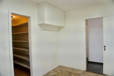 Casa à venda com 275m², 3 quartos e 2 vagasCozinha