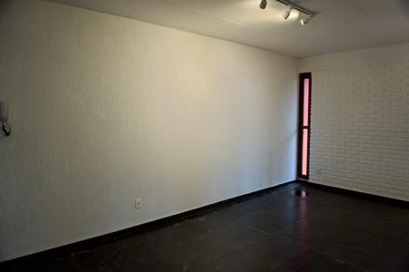 Casa à venda com 275m², 3 quartos e 2 vagasSala