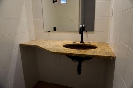 Casa à venda com 275m², 3 quartos e 2 vagasLavabo Sala